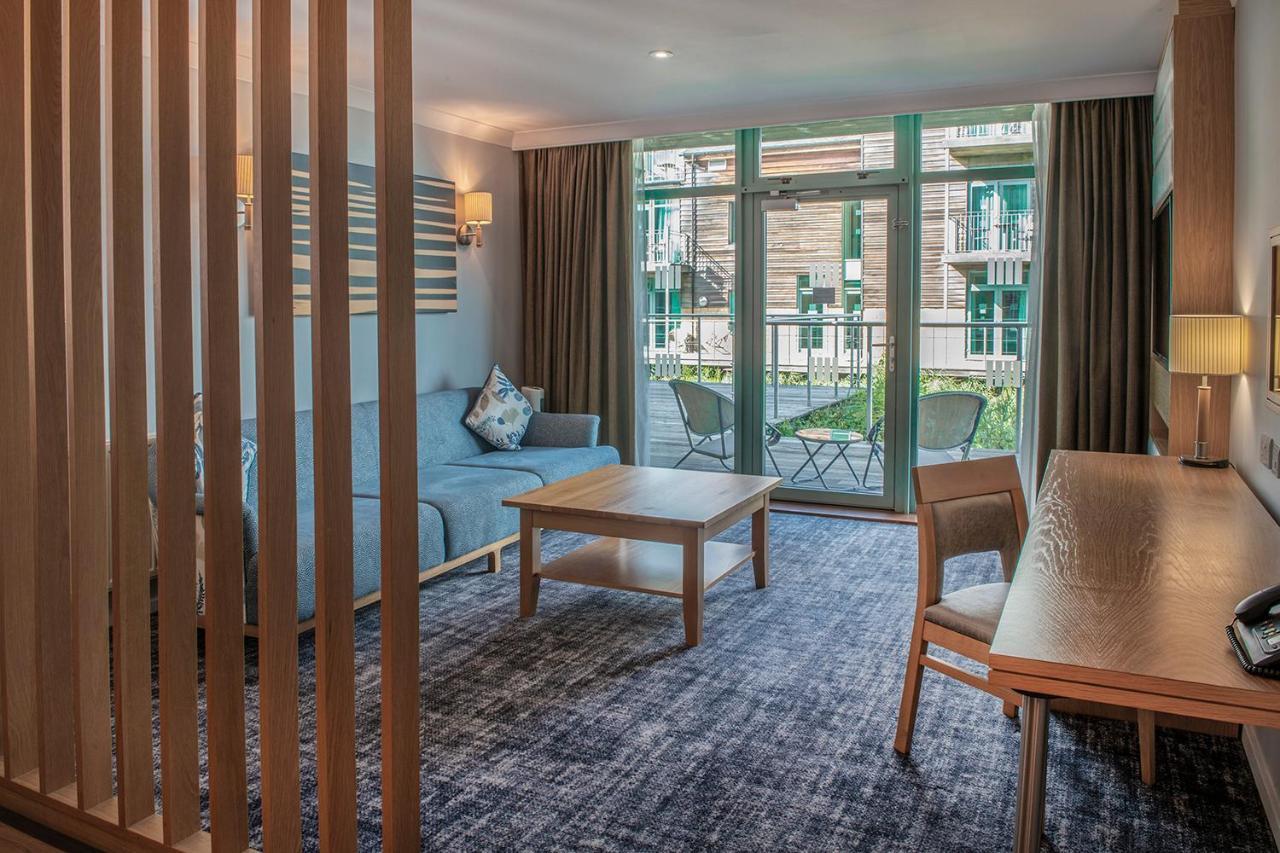 De Vere Cotswold Water Park Apartments Cirencester Zewnętrze zdjęcie