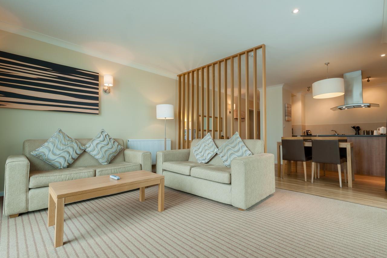 De Vere Cotswold Water Park Apartments Cirencester Zewnętrze zdjęcie