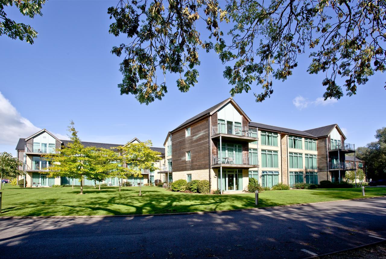 De Vere Cotswold Water Park Apartments Cirencester Zewnętrze zdjęcie